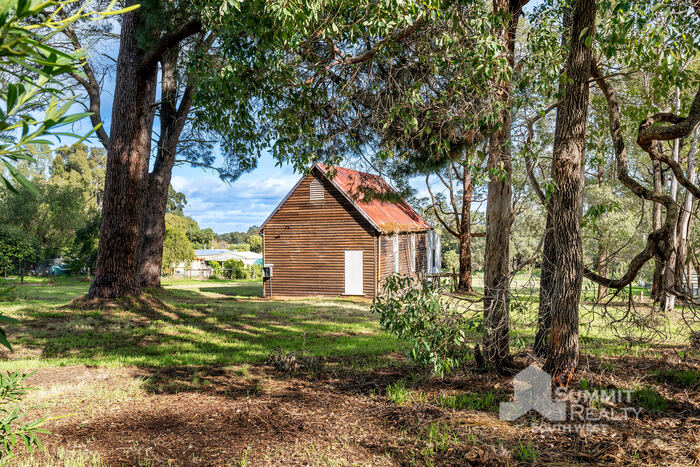 Holy Trinity Anglican Church, 145 Salisbury Road, Cookernup